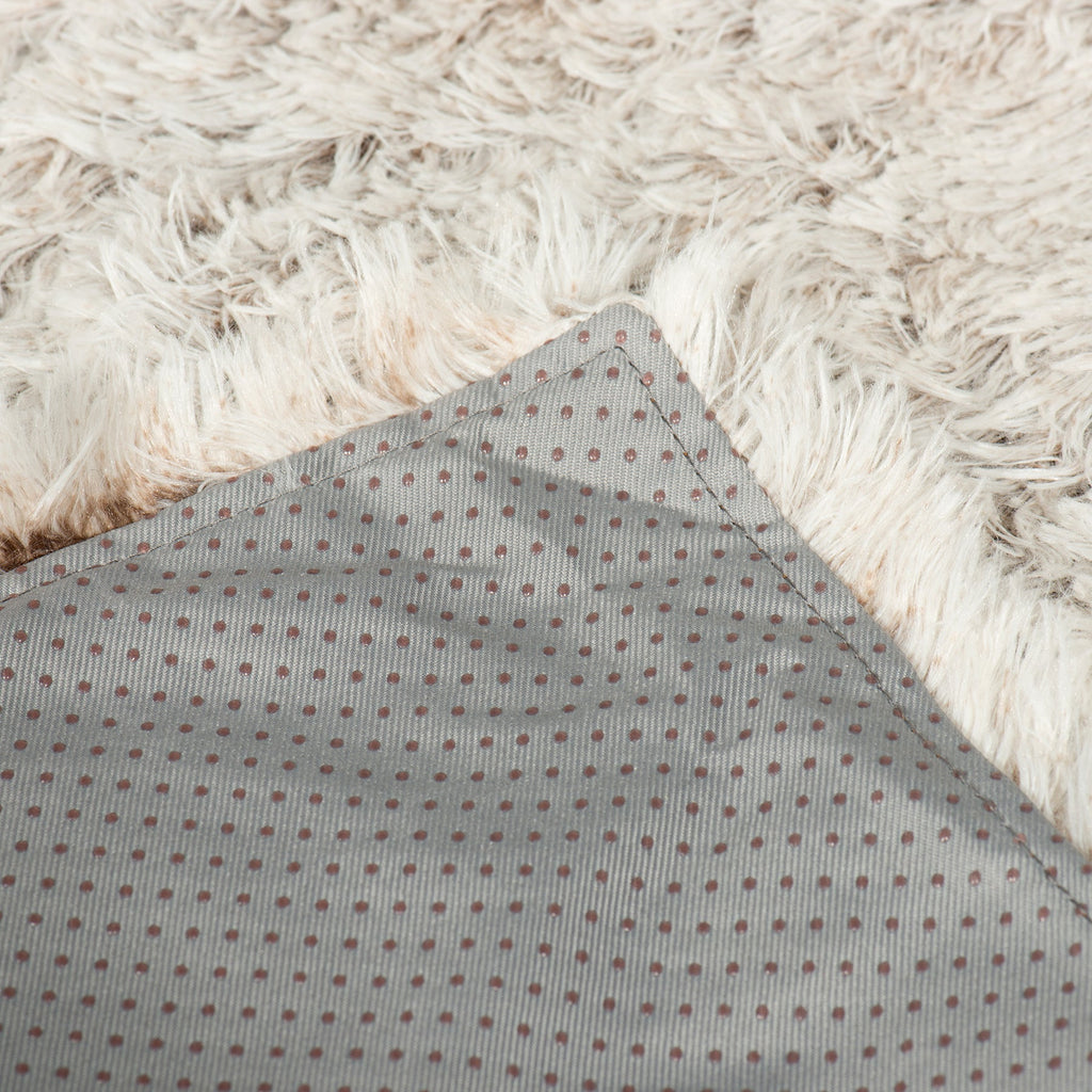 HuggleHug Calming Sofa Protector Bed, detail view