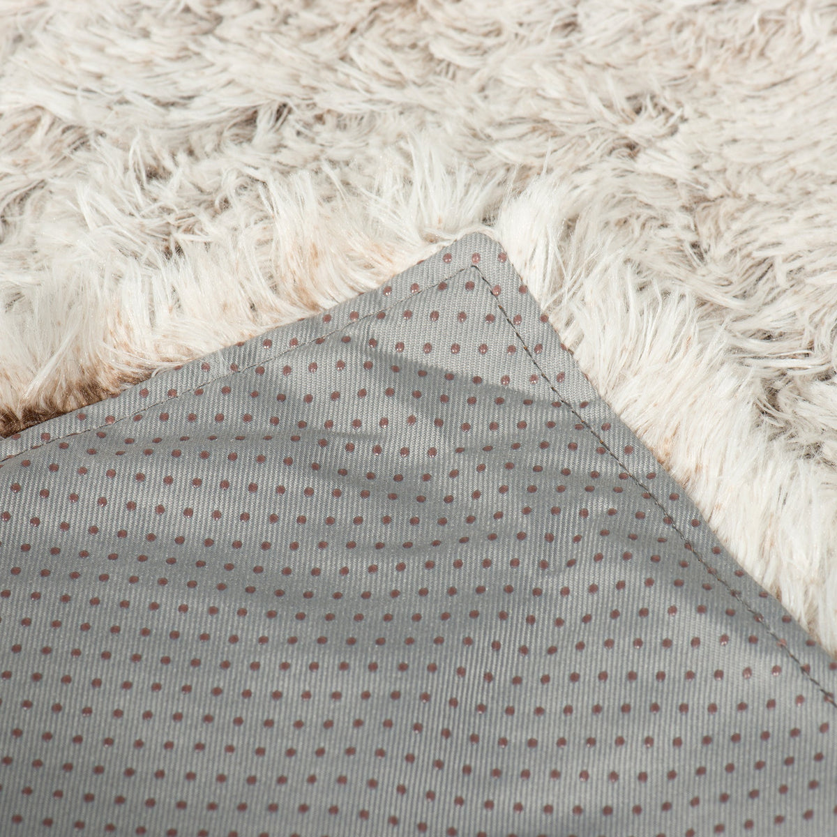 HuggleHug Calming Sofa Protector Bed, detail view