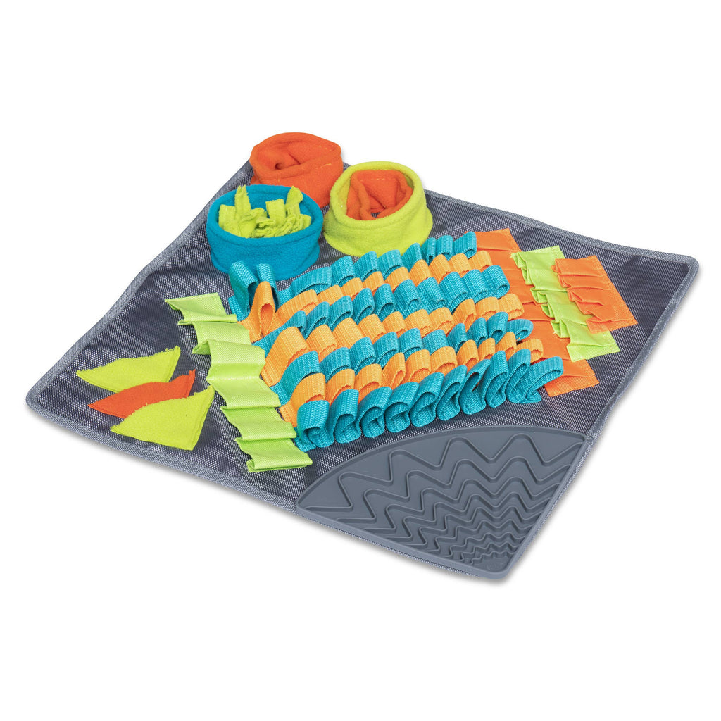 Messy Mutts Square Forage Snuffle Mat – 16 Inch with Suction – front view