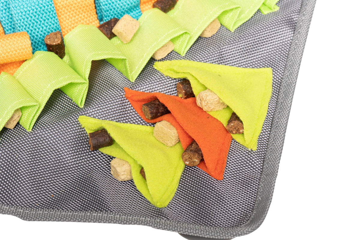 Messy Mutts Square Forage Snuffle Mat – 16 Inch with Suction – alternate view 9