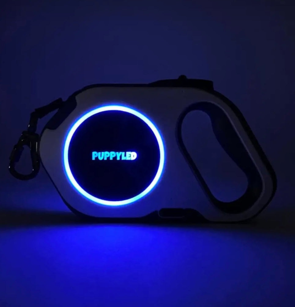 LED Retractable Dog Leash with Flashlight – alternate view 5