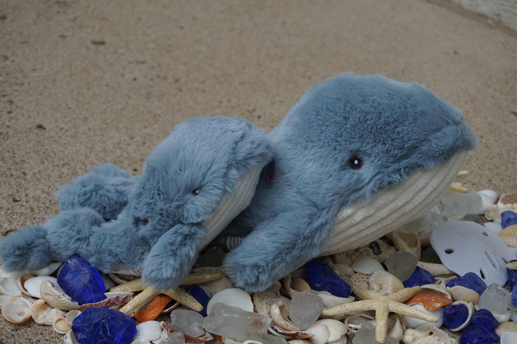 Mobie Whale Knottie Plush Dog Toy, close-up