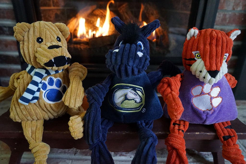 Ncaa Penn State University Nittany Lion Knottie Plush Dog Toy, lifestyle