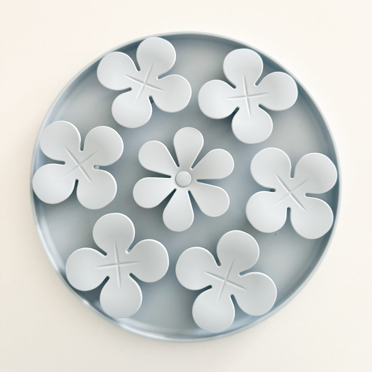 Snuffle Mat Flowers, side view