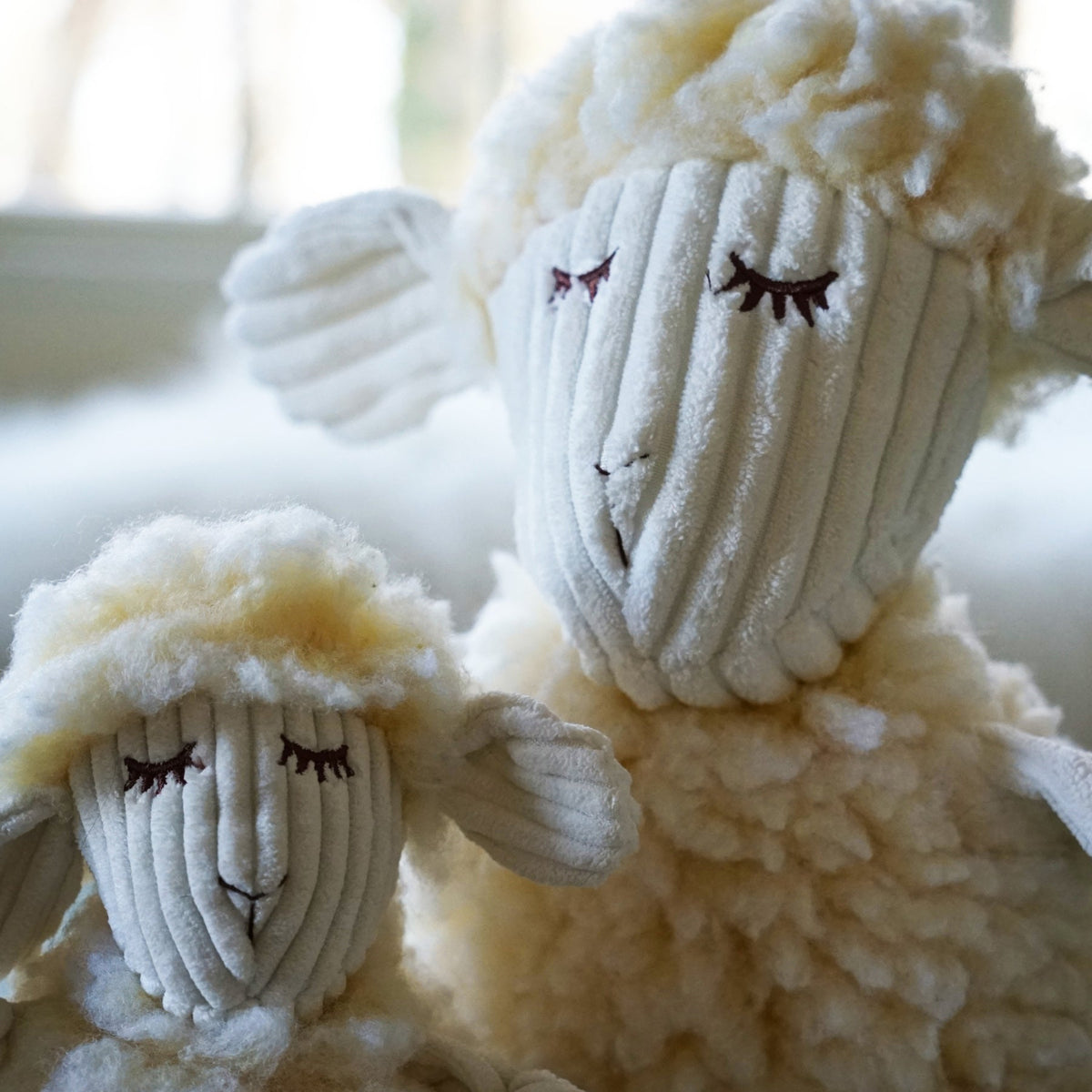 Louise Lamb HuggleFleece FlufferKnottie Plush Dog Toy, close-up