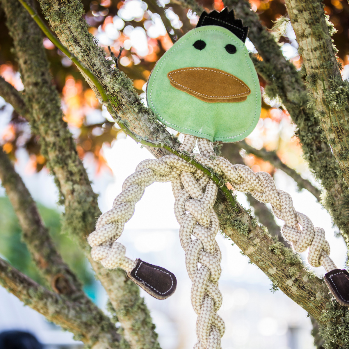Dilly Duck Natural Rope Knottie Dog Toy Large 9mm diameter, alternate view