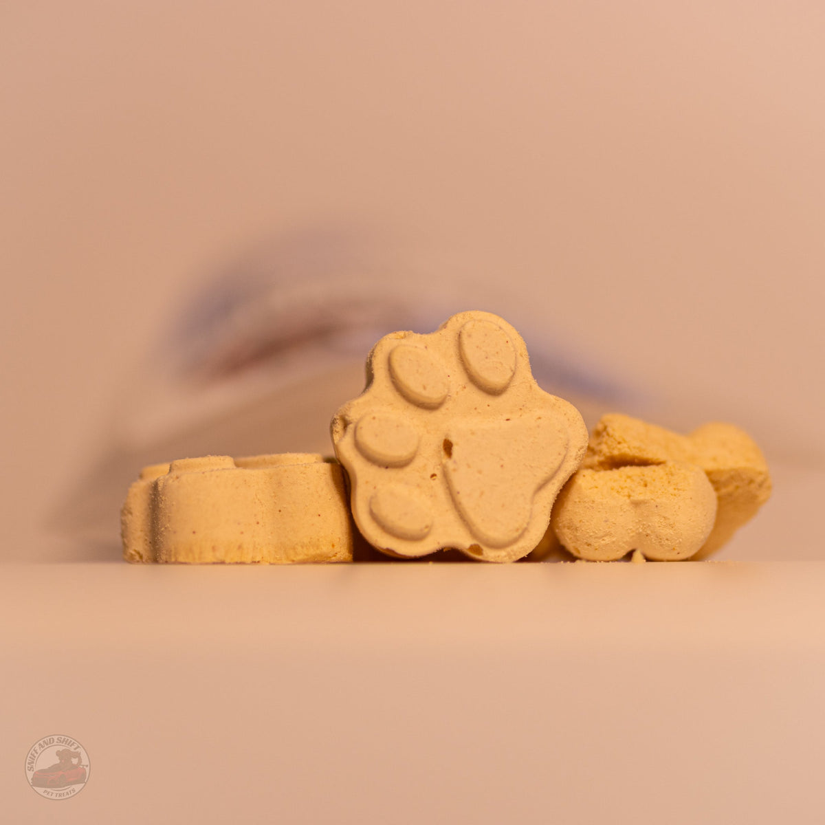 Pup-Ornaut Freeze-Dried Dog Ice Cream Banana Peanut Butter, side view