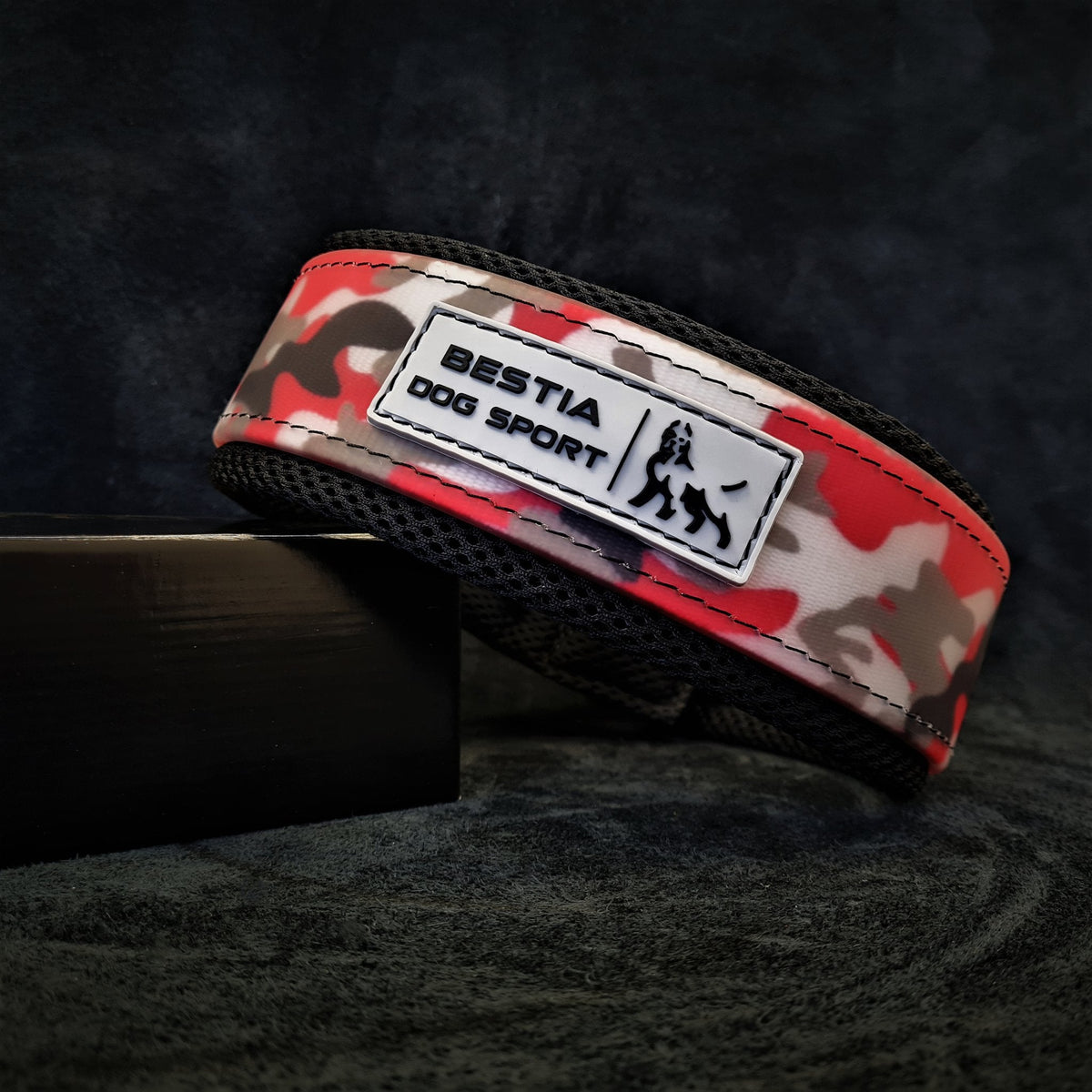 Bestia Dog Sport Collar – Red Camo – alternate view 2