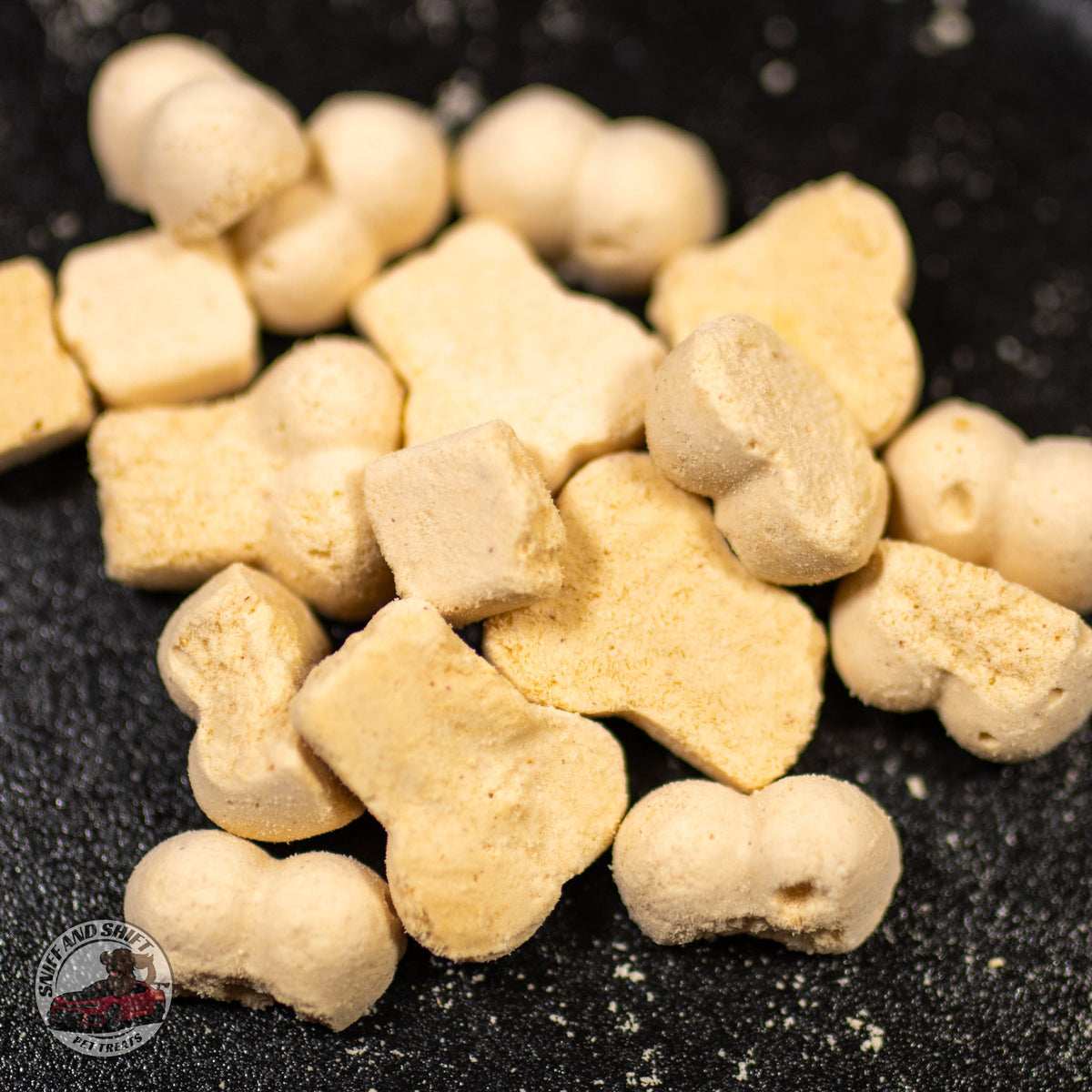 Pup-Ornaut Freeze-Dried Dog Ice Cream Banana Peanut Butter, detail view