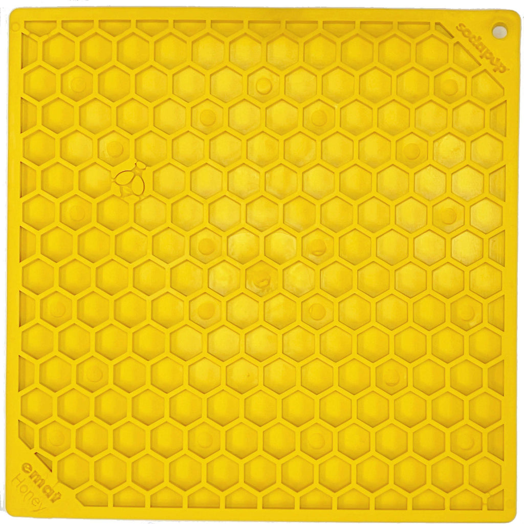 Honeycomb Enrichment Lick Mat for Dogs & Cats – Anxiety Relief – front view